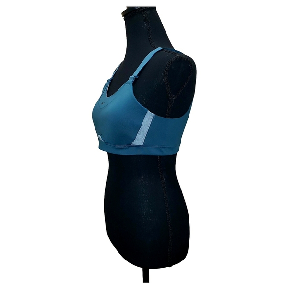 Nike Sports Bra - Picture 3 of 8